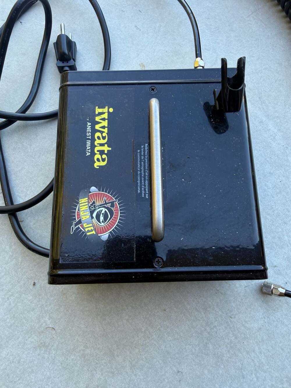 Iwata Studio Series Ninja Jet Air Compressor Model IS-35